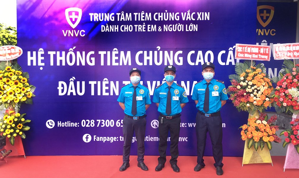 Bảo vệ Ngày & Đêm ngày khai trương VNVC Vĩnh Long