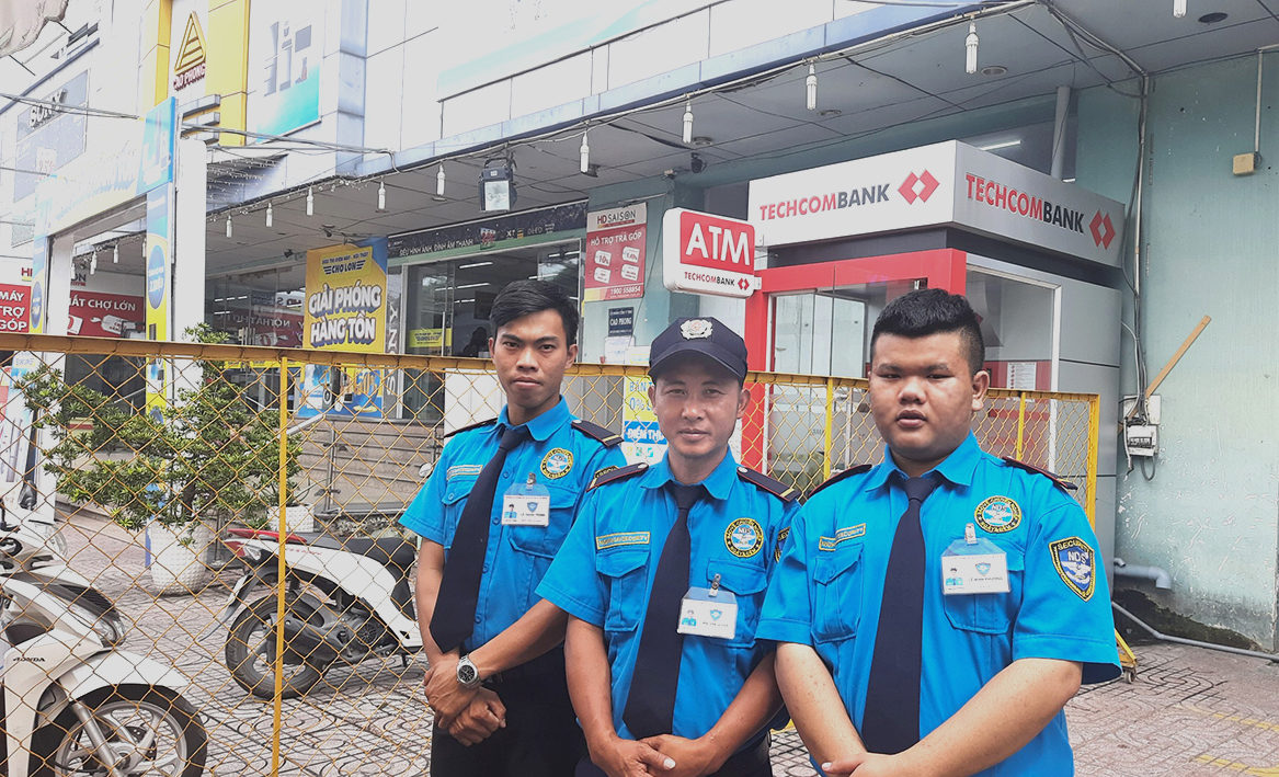 NDS Security guards at Cho Lon Electronic Supermarket, HCM