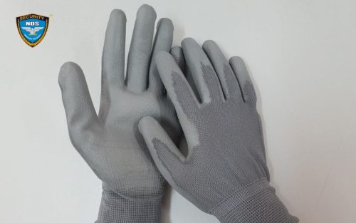 Găng tay cách điện - Thiết bị bảo hộ quan trọng